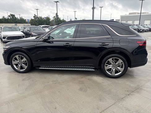 Used 2024 Genesis GV70 3.5T Sport image 8