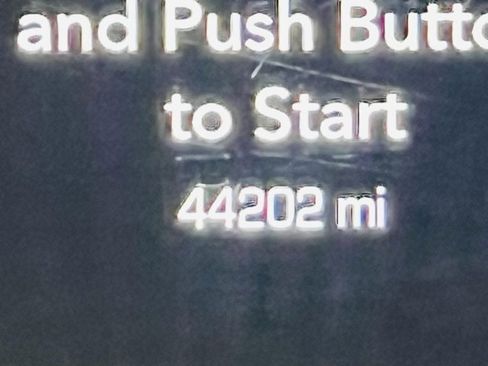 Used 2016 Chrysler 300 S image 9