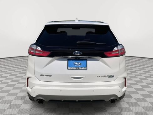 Used 2019 Ford Edge Titanium w/ Equipment Group 301A AWD/4WD image 14