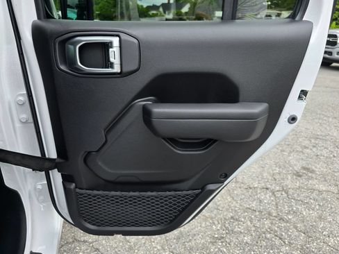 New 2026 Jeep Wrangler Unlimited Sport AWD/4WD image 38
