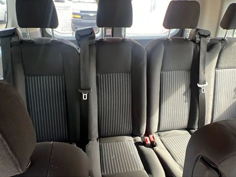 Used 2018 Ford Transit 350 XLT image 33