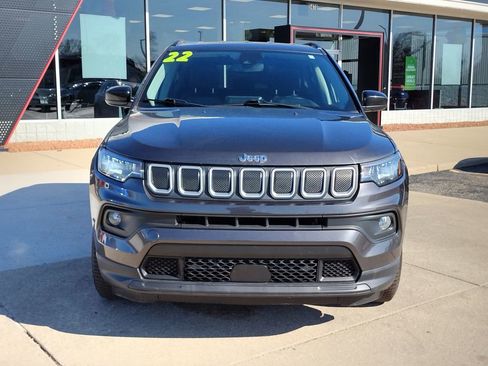 Used 2022 Jeep Compass Latitude w/ Convenience Group AWD/4WD image 13