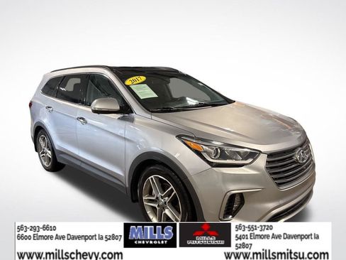 Used 2017 Hyundai Santa Fe SE image 3