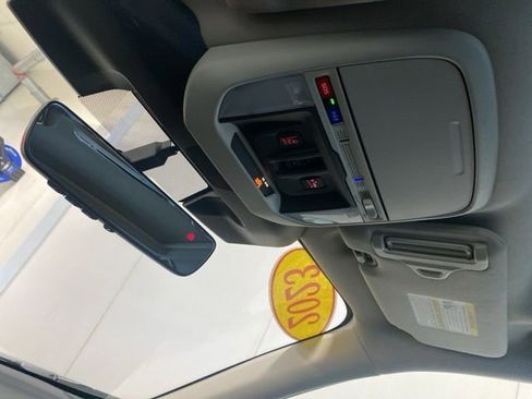 Used 2023 Subaru Forester Limited image 18