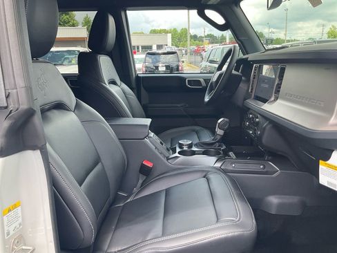 New 2026 Ford Bronco Outer Banks AWD/4WD image 12