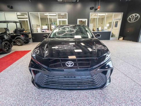Used 2026 Toyota Camry LE FWD image 6