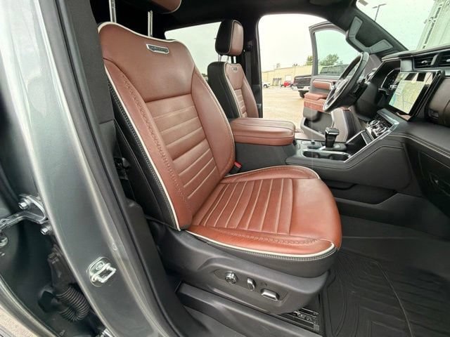 Used 2026 GMC Sierra 1500 Denali Ultimate AWD/4WD image 33