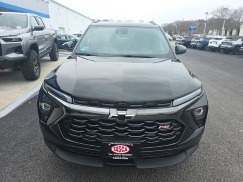 Used 2024 Chevrolet TrailBlazer RS image 2