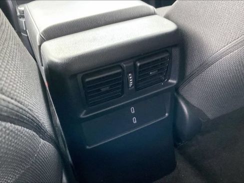 Used 2025 Toyota 4Runner SR5 AWD/4WD image 10