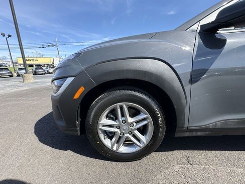 Used 2023 Hyundai Kona SE w/ Cargo Package image 17