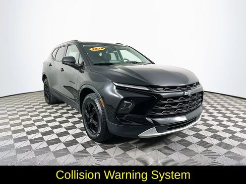 Used 2024 Chevrolet Blazer LT w/ Convenience Package image 3
