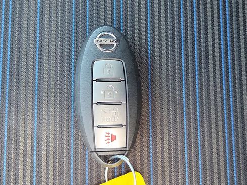 Used 2022 Nissan Leaf S w/ Protection Package FWD image 30