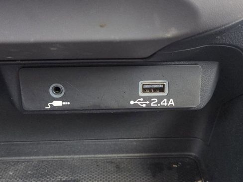 Used 2025 Subaru Crosstrek 2.0i AWD/4WD image 17