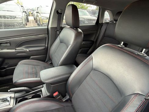 Used 2024 Mitsubishi Outlander Sport AWD image 17