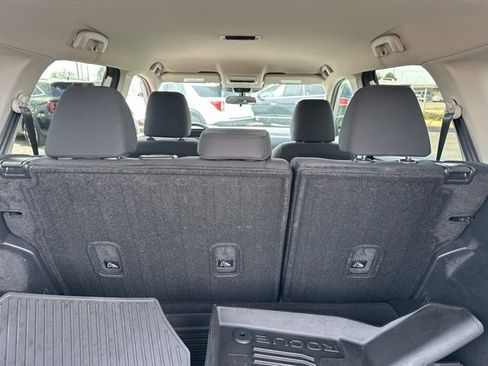 Certified 2025 Nissan Rogue S image 19