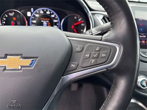 Used 2022 Chevrolet Malibu Premier image 23