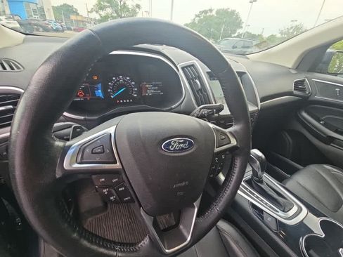 Used 2017 Ford Edge Titanium w/ Equipment Group 301A AWD/4WD image 7