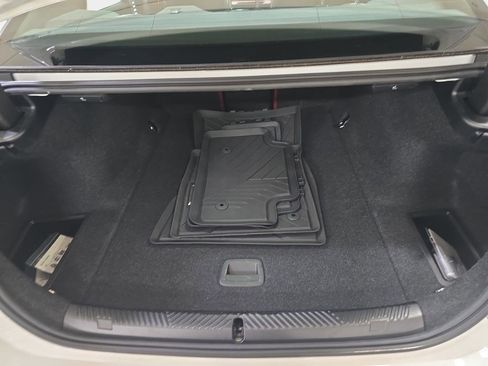 Used 2025 BMW i5 eDrive40i w/ Premium Package image 30