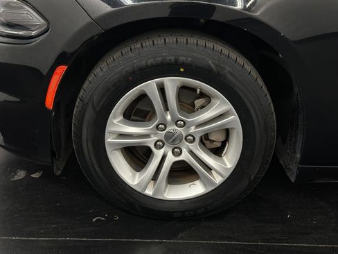 Used 2022 Dodge Charger SXT w/ Leather Interior Group image 22
