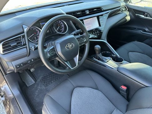 Used 2020 Toyota Camry LE image 13