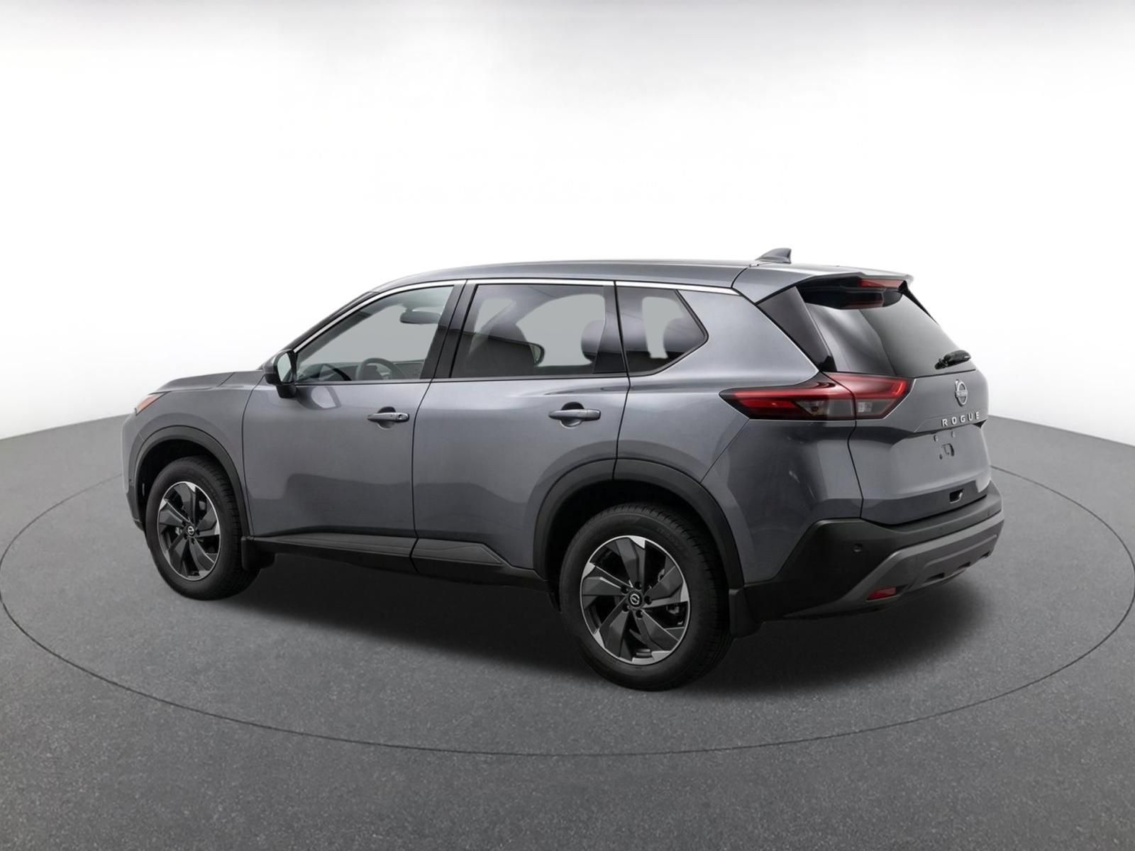 Used 2025 Nissan Rogue SV FWD image 6