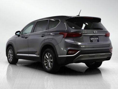 Used 2020 Hyundai Santa Fe SE image 4