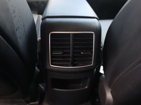 Used 2024 Kia Sportage EX FWD image 15
