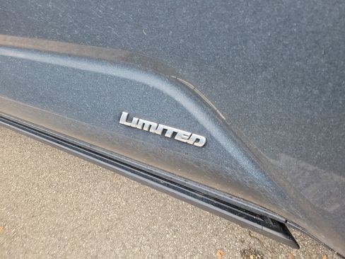 Used 2024 Toyota Tacoma Limited image 11