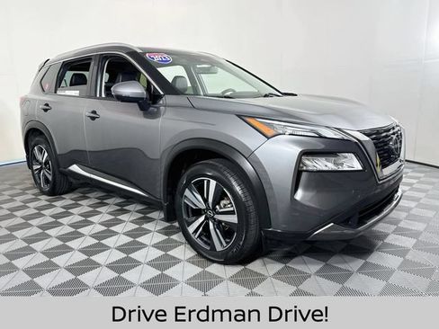 Certified 2023 Nissan Rogue SL FWD image 1