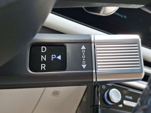 New 2026 Hyundai Tucson Limited AWD/4WD image 8