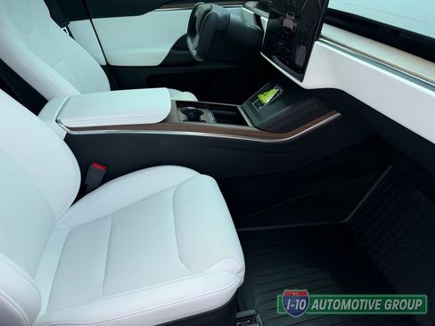 Used 2023 Tesla Model X AWD/4WD image 15