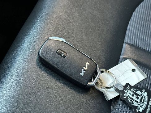 Used 2022 Kia K5 GT-Line FWD image 27