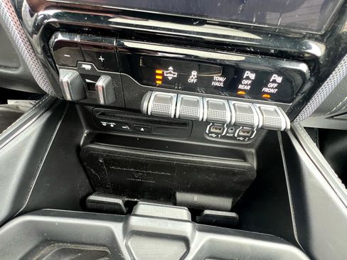 Used 2019 RAM 1500 Limited w/ Advanced Safety Group image 34