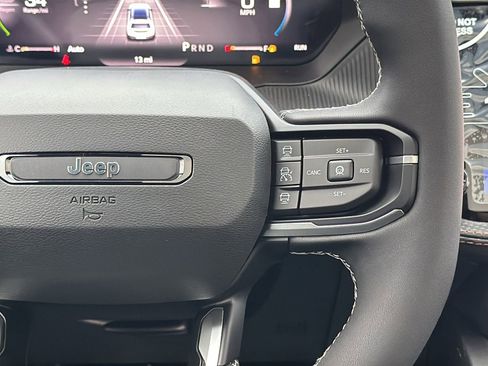 New 2026 Jeep Cherokee Overland image 18