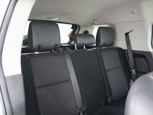 Used 2011 Toyota FJ Cruiser 4WD w/ Upgrade Pkg image 12