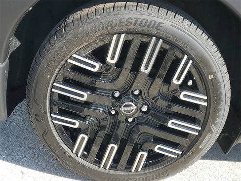 New 2026 Nissan Leaf Platinum+ w/ Cargo Package (Platinum+) image 3