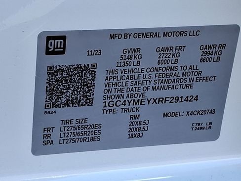 Used 2024 Chevrolet Silverado 2500 Custom w/ Custom Value Package image 24