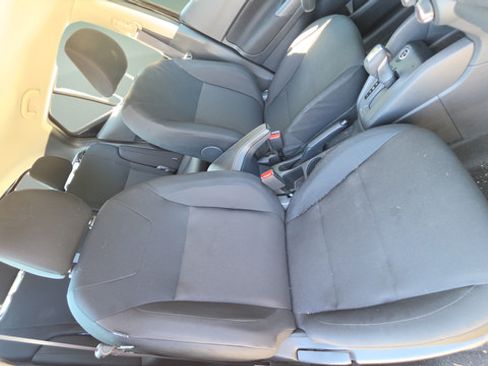 Certified 2025 Nissan Kicks Play S FWD image 13