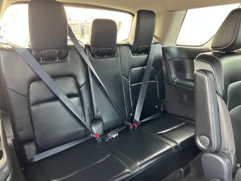 Used 2023 Nissan Pathfinder SL w/ SL Premium Package image 15