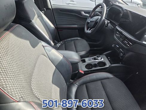 Certified 2023 Ford Escape ST-Line Select w/ Tech Pack #2 AWD/4WD image 8