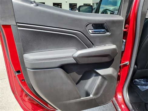 New 2026 GMC Canyon Elevation w/ Convenience Package image 13