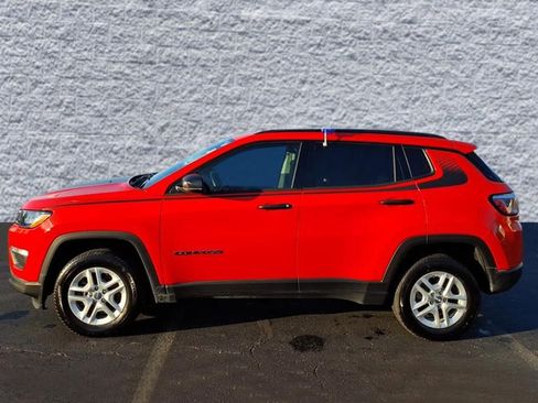 Used 2018 Jeep Compass Sport w/ Cold Weather Group image 4