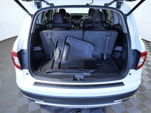 Used 2022 Honda Pilot Touring image 8
