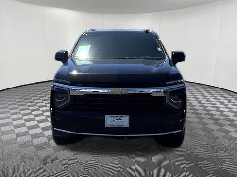 Used 2025 Chevrolet Tahoe LT AWD/4WD image 2