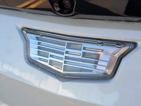 Used 2025 Cadillac Lyriq Sport image 8