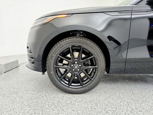 New 2026 Land Rover Range Rover Velar Dynamic SE image 29