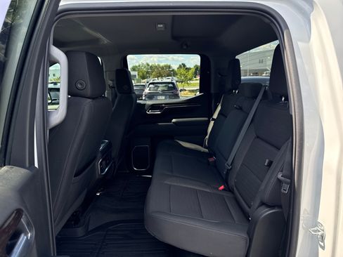 Used 2023 GMC Sierra 1500 Elevation w/ LPO, Elevation Black Package AWD/4WD image 19