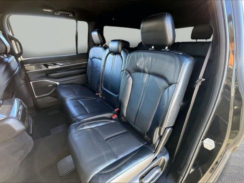 Used 2022 Jeep Wagoneer Series II image 15