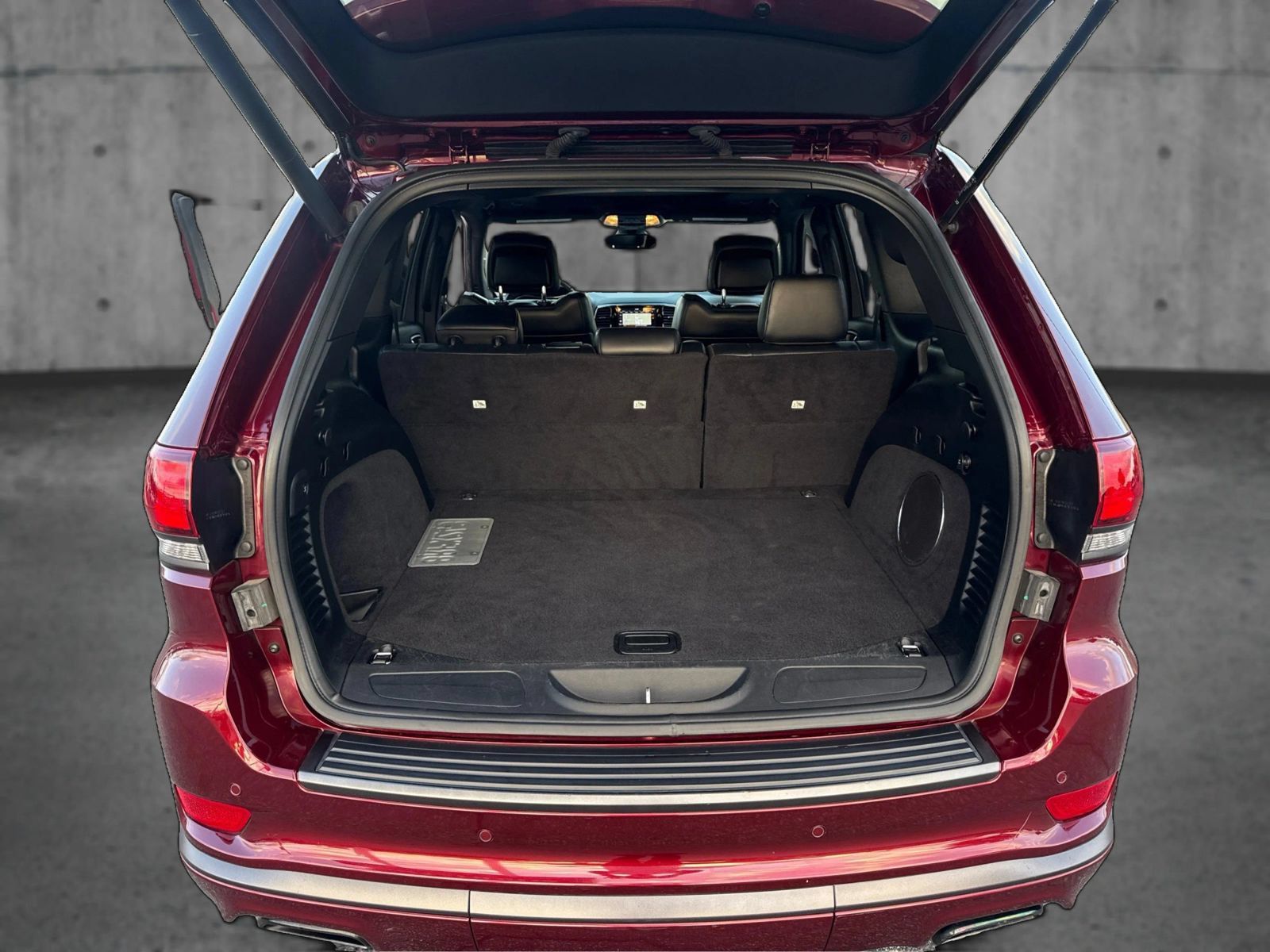Used 2020 Jeep Grand Cherokee Limited X AWD/4WD image 13