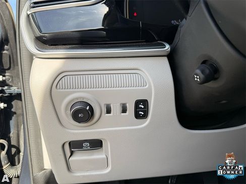 Used 2022 Jeep Wagoneer Series I image 14